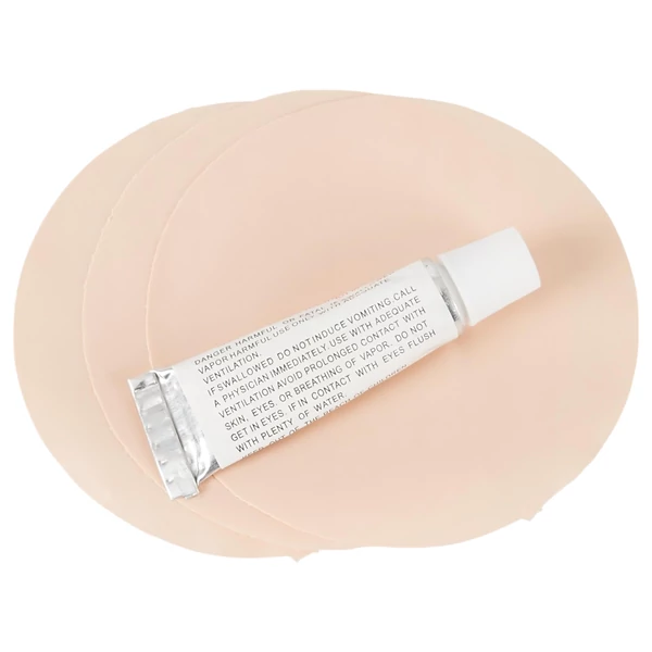 Shy Camilla - életnagyságú guminő