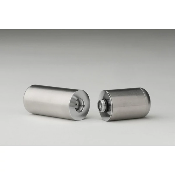 Crave Bullet - akkus mini rúzsvibrátor (ezüst)
